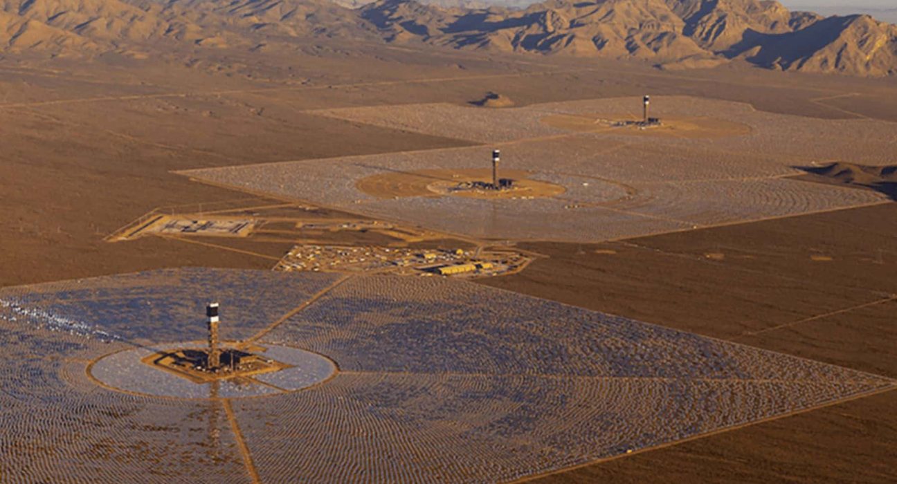 173 500 héliostats, trois anneaux parfaits: la puissance solaire du désert du Mojave
