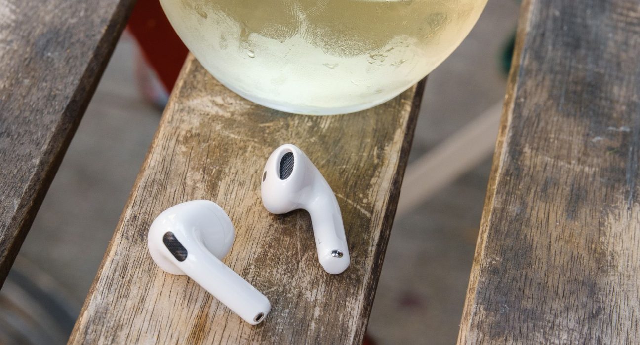 Black Friday: les AirPods 4 d’Apple chutent à 69 $, leur prix le plus bas jamais vu