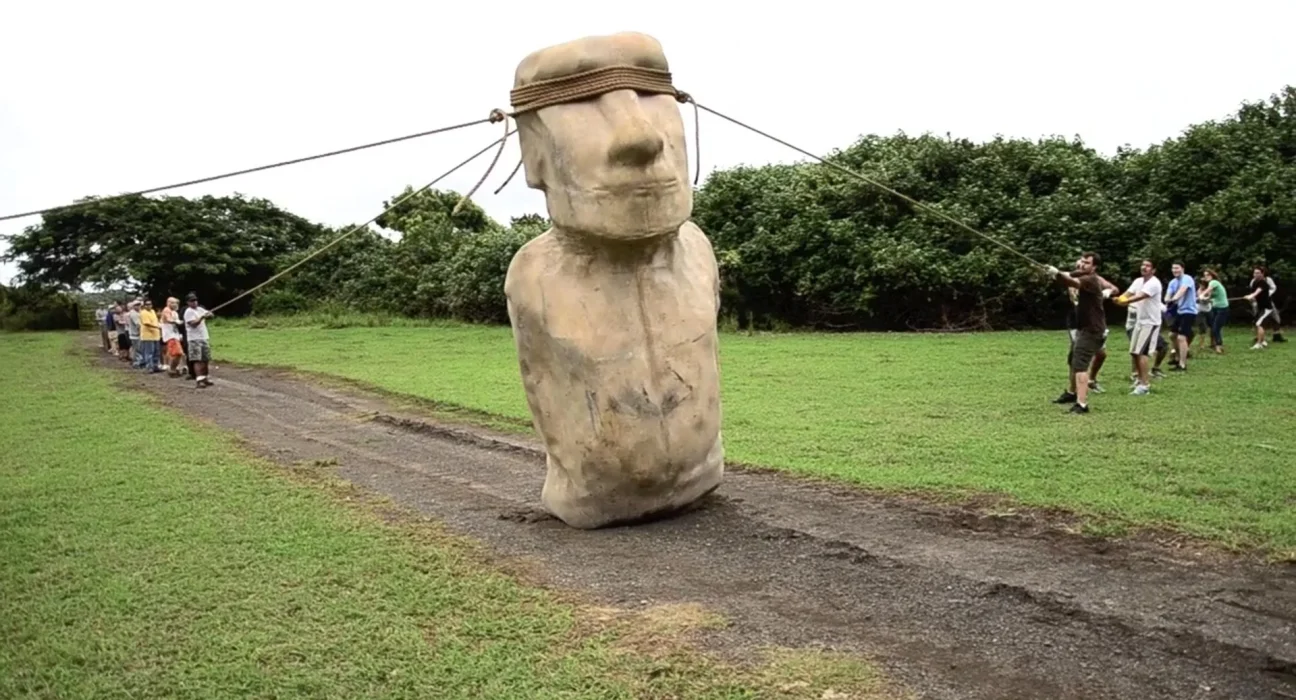 Les moai géants de l’île de Pâques: le secret de leur « marche » enfin révélé
