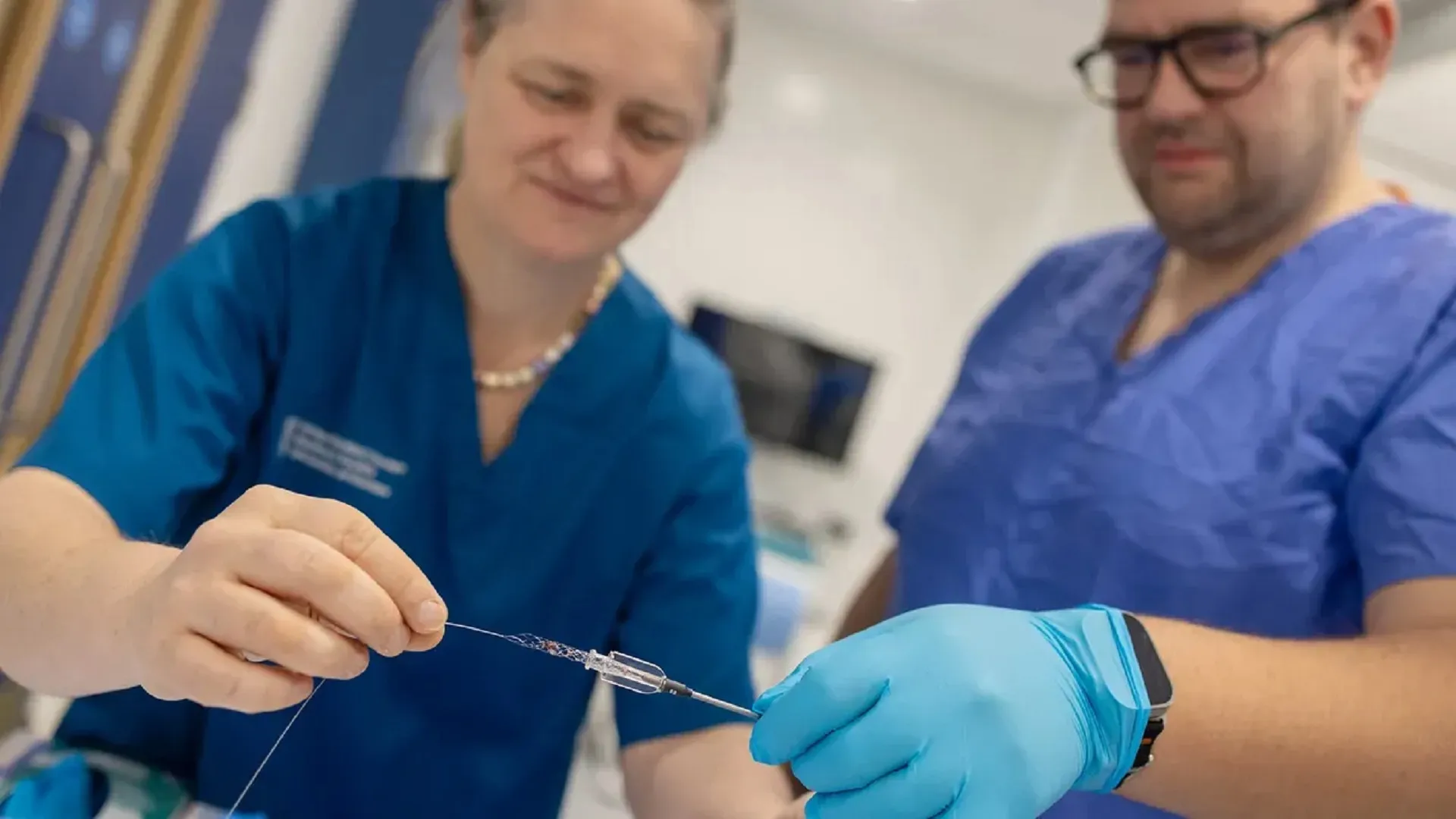Première mondiale: intervention robotisée à distance pour un AVC, effectuée de Floride à Dundee