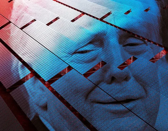 Trump impose des droits de douane record sur les panneaux solaires