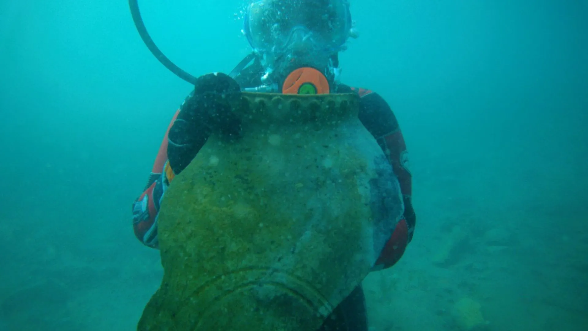 Une Atlantide de la Route de la Soie découverte dans l’un des plus anciens lacs du monde