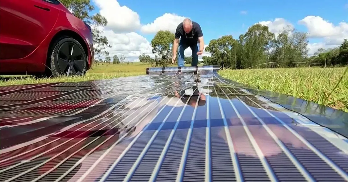 Une Tesla fait le tour de l’Australie, propulsée exclusivement par l’énergie solaire