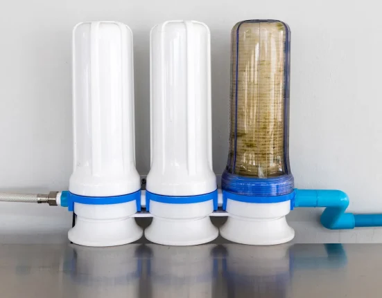 Une entreprise dévoile une technologie révolutionnaire qui sécurise l’eau potable pour des millions de personnes — un nouveau standard est fixé