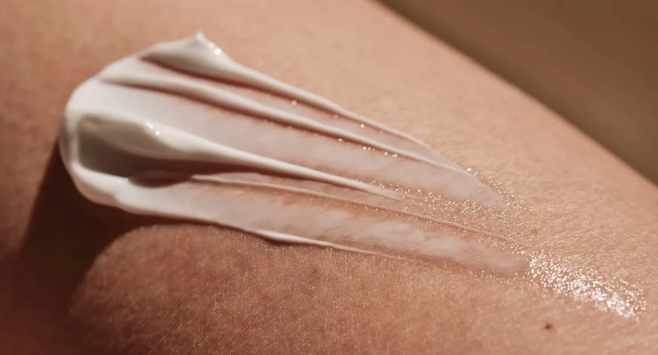 Une marque dévoile un soin de la peau révolutionnaire, formulé avec un ingrédient longtemps endormi sous la glace