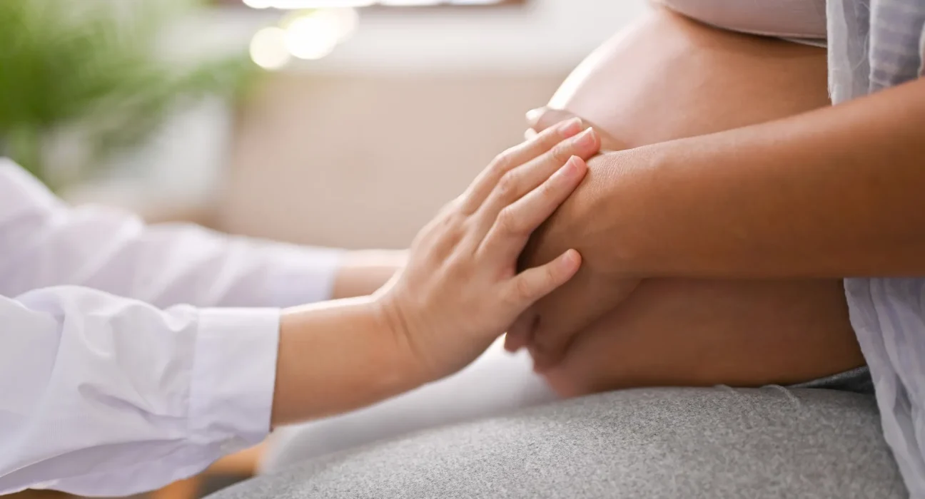 Alerte des experts sur un danger méconnu pour les femmes enceintes : "Loin d'être étudié".