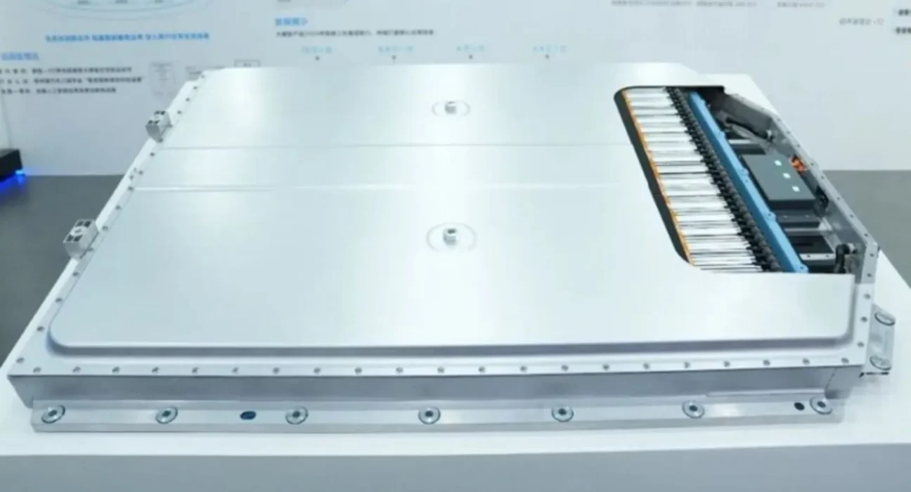 Batterie à l’état solide pour véhicules électriques: la Chine atteint 824 Wh/kg, cap sur 1 000 Wh/kg