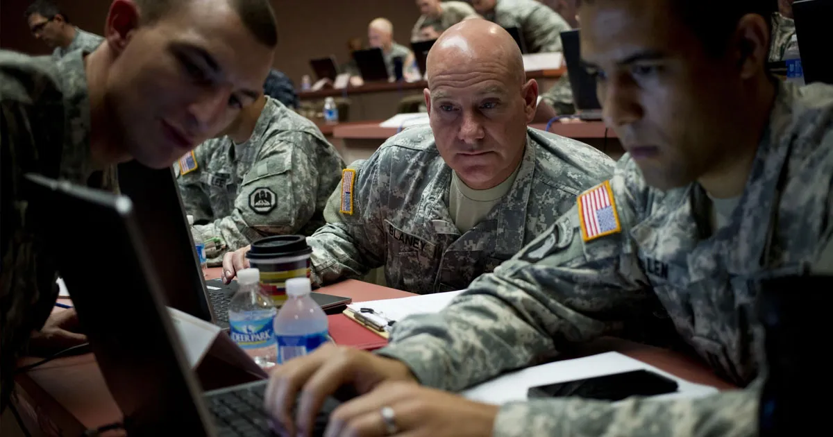 Ce Général Affirme que l'Armée Américaine Est Dépassée en Guerre de l'Information