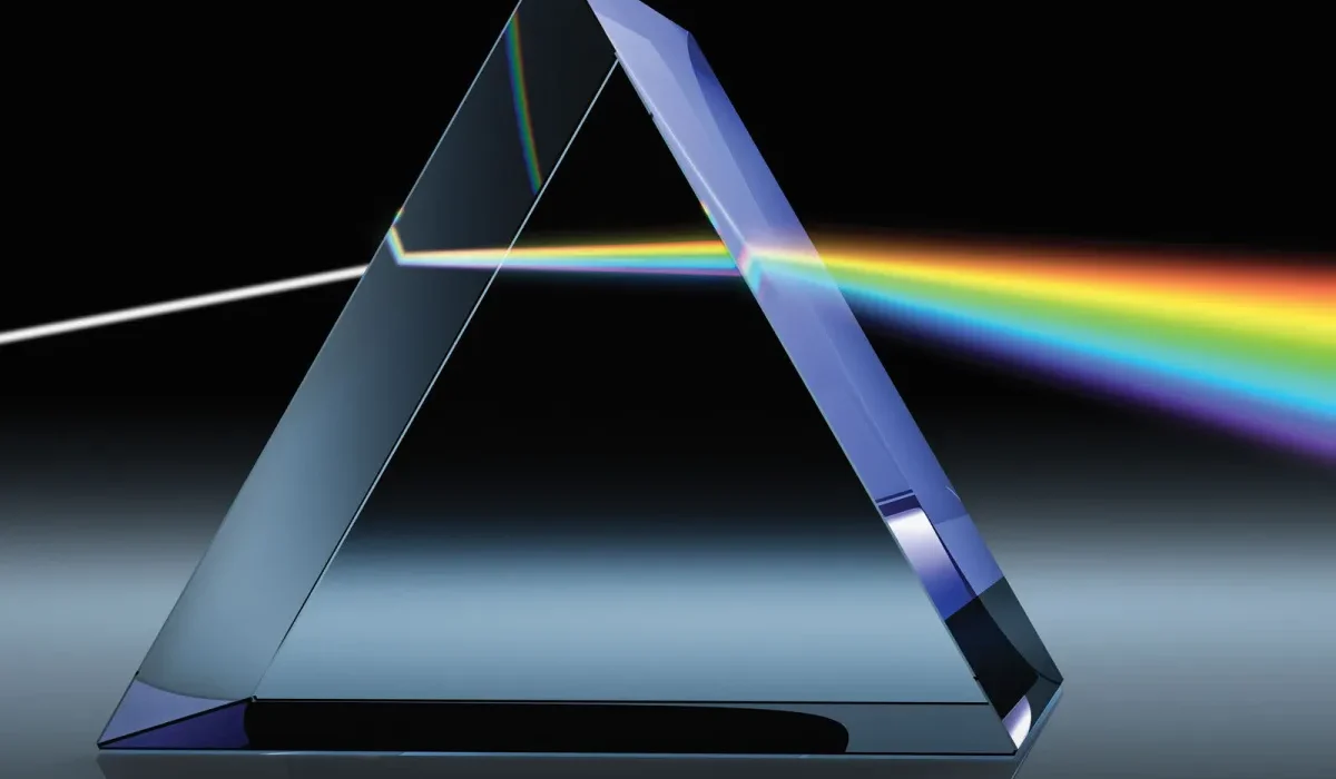 Découvrez le Premier Laser Blanc qui Va Vous Éblouir !