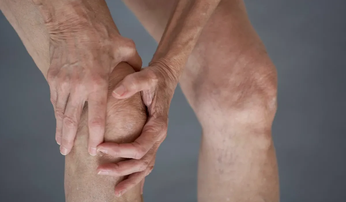 Des chercheurs annoncent une percée dans la régénération du cartilage du genou.