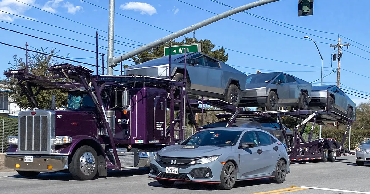 Des milliers de Cybertrucks rappelés pour immobilisation en cours de route.