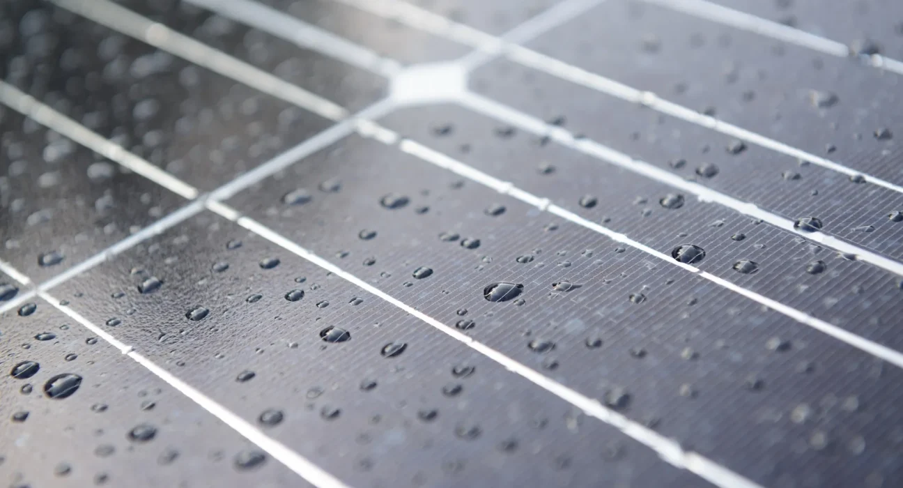 Des scientifiques dévoilent une technologie révolutionnaire pour les panneaux solaires : 'Étonnant'.