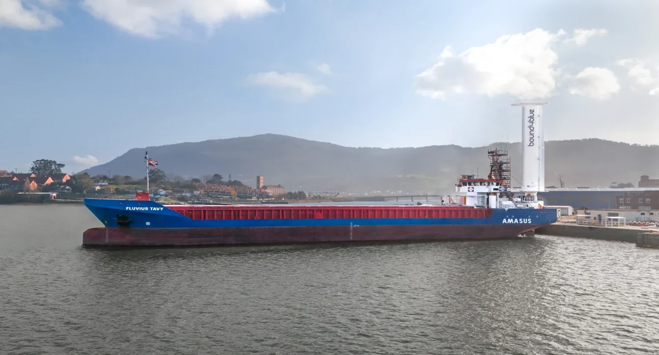 Espagne: installation de la plus grande voile à aspiration pour cargos, portance multipliée par sept