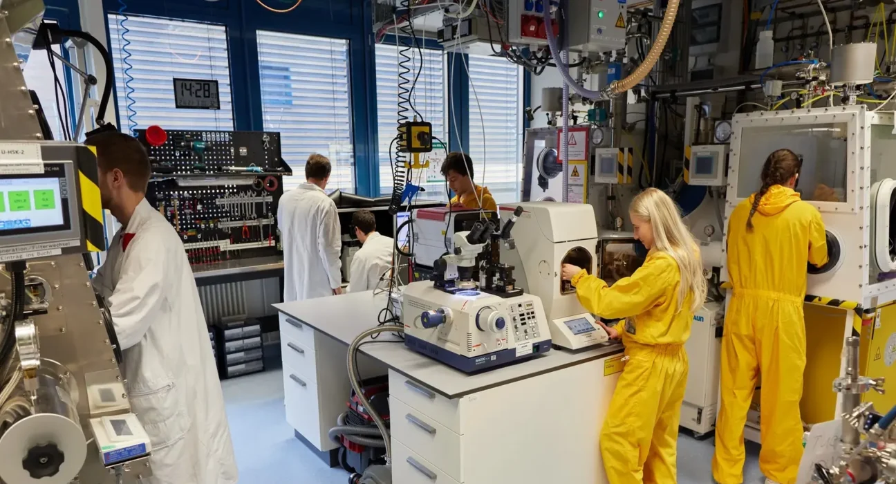 Essai concluant pour un nouveau combustible nucléaire à faible enrichissement dans le réacteur FRM II.