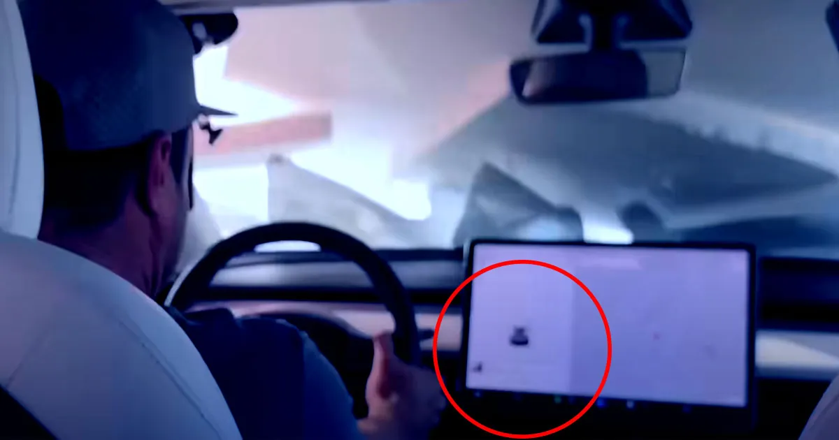 Fureur des Fans de Tesla Face à une Vidéo d'une Tesla Percutant un Mur Camouflé en Route