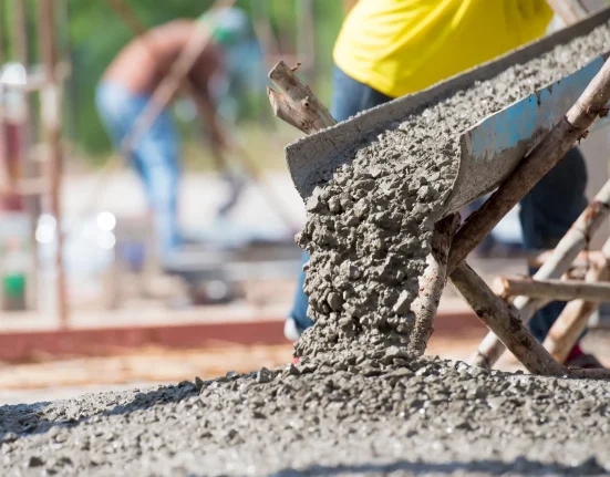 Innovation Révolutionnaire : Un Nouveau Matériau Transforme le Secteur de la Construction