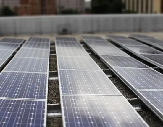 La Chine, Premier Producteur Mondial d'Énergie Solaire