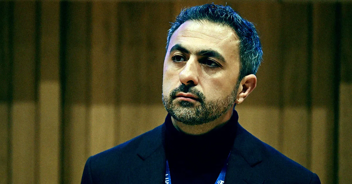 Le Patron de l'IA chez Microsoft Inquiet des Risques de Psychose Associés à l'IA pour les Individus Sains