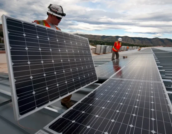 Pour faire baisser le coût des énergies renouvelables, investissons pour éliminer le carbone.