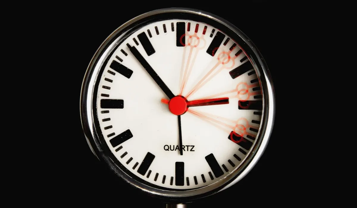 Quelle énergie est nécessaire pour alimenter une machine à voyager dans le temps ?