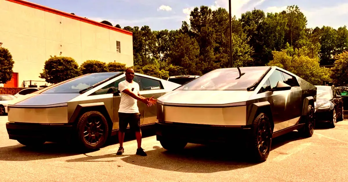 Un Grand Fan de Tesla Accuse X d'Avoir Bloqué Ses Publications Après une Réclamation sur un Cybertruck Défectueux.