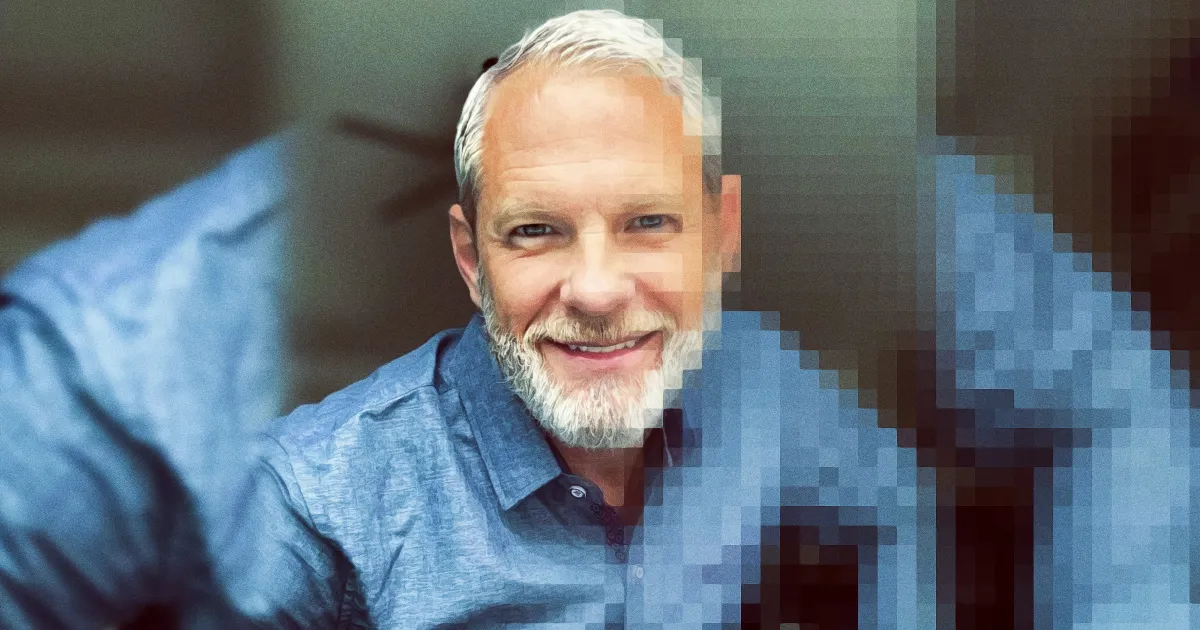 Un Homme Vendre Son Image pour Qu'une IA le Remplace dans des Publicités sur TikTok.