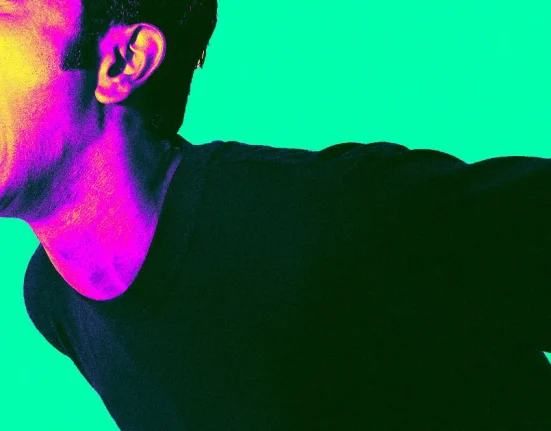 « Un YouTuber en colère après le refus de Tesla de remplacer son Cybertruck défectueux »