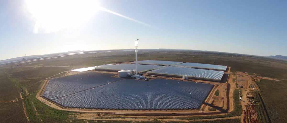 Une Ferme Innovante Utilise l'Eau de Mer et l'Énergie Solaire pour Cultiver des Céréales.