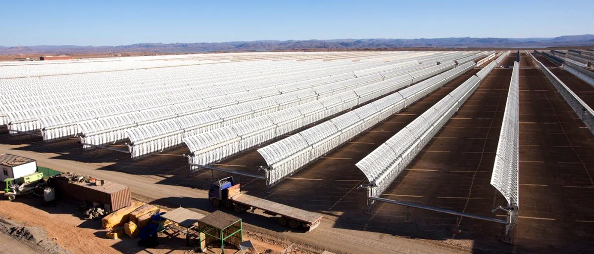 Une Ferme Solaire Gigantesque en Afrique Prête à Éclairer l'Europe