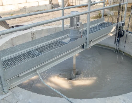 Une avancée révolutionnaire dans les matériaux de construction : une solution prometteuse pour de grands enjeux.