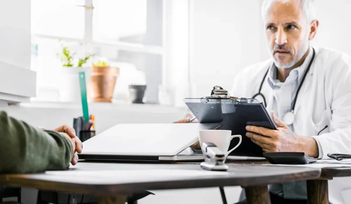 ChatGPT Face à la Critique : Conseils Inappropriés aux Patients Atteints de Cancer