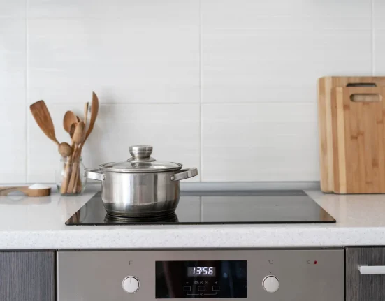 Cuisiniers professionnels témoignent : l'essor des plaques à induction dans nos cuisines