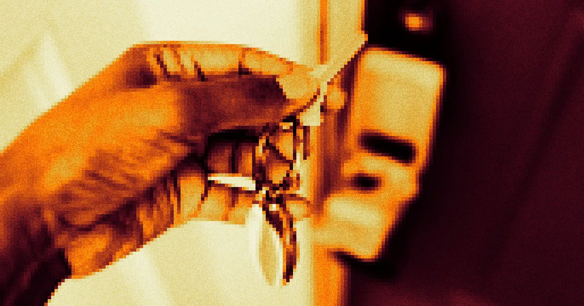 Des Escrocs Détournent l'IA pour Saisir des Propriétés.