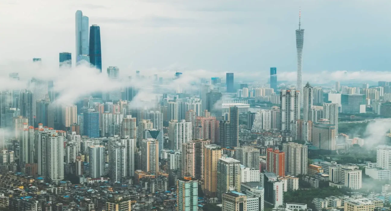 Des chercheurs tirent la sonnette d'alarme sur des 'nuages' menaçants au-dessus des villes : Un comportement encore mal compris.