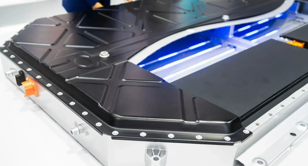 Des électrodes épaisses innovantes augmentent la puissance des batteries de VE de 75 %.