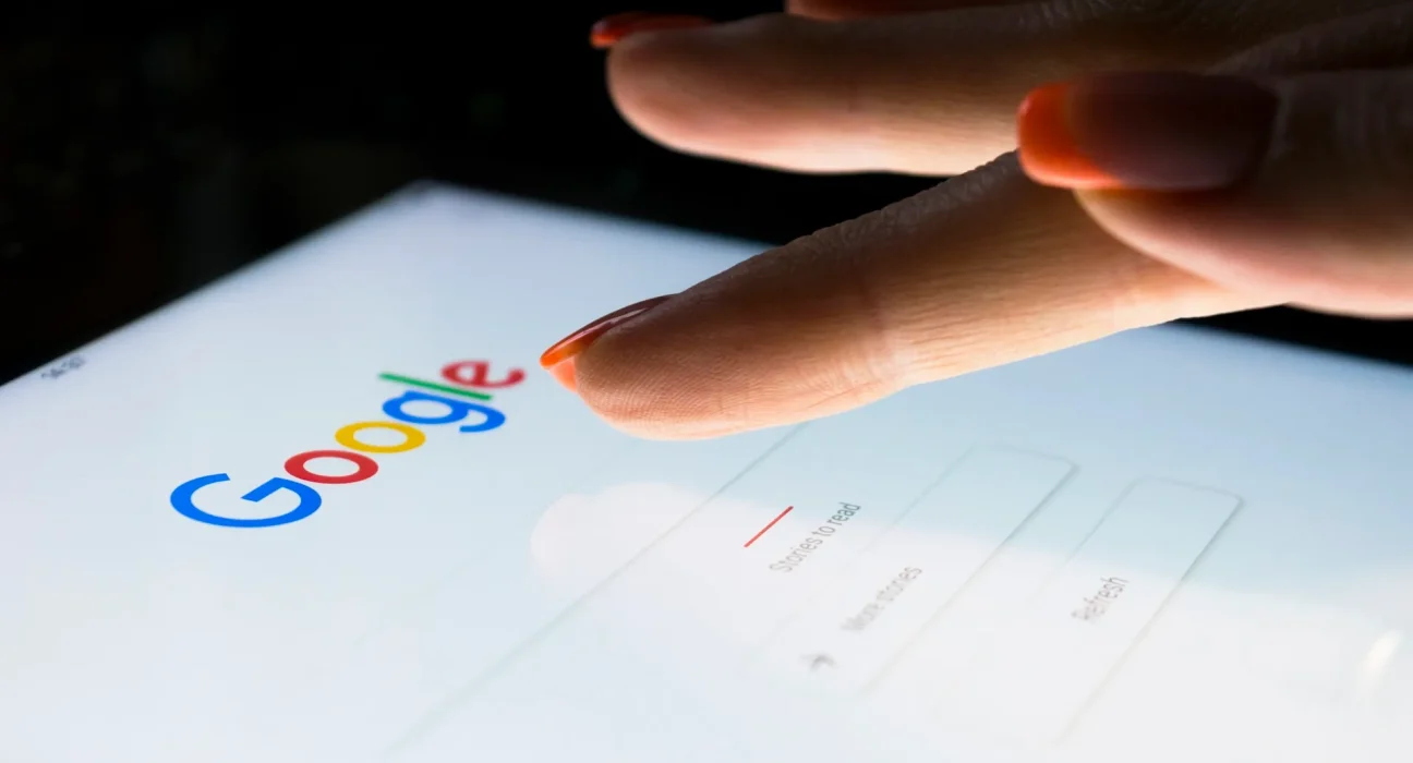 Google met en garde : des contrôles stricts pourraient 'mettre en péril' les moteurs de recherche, appel à la confiance