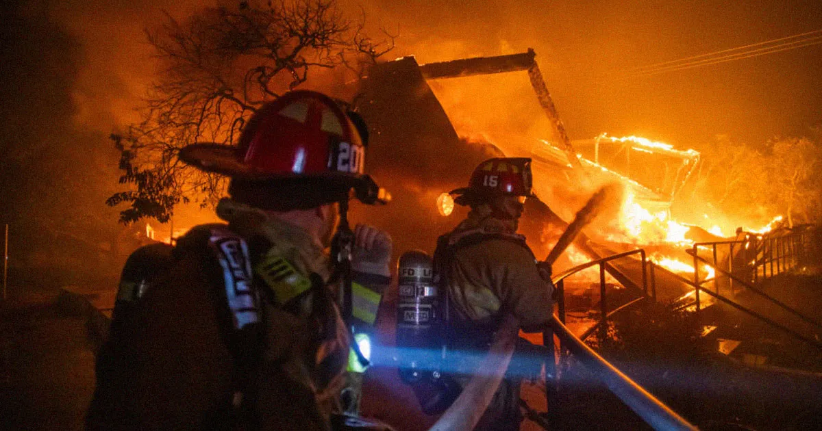 Les Incendies de Los Angeles : Les Politiques Pointent du Doigt l’Éruption des Centres de Données IA
