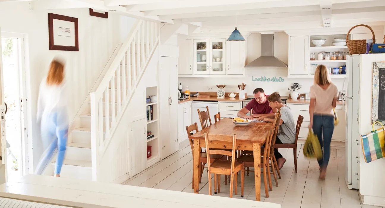 Nouveau rapport révèle une pratique domestique émergente aux graves conséquences sanitaires : « Beaucoup plus répandue qu'on ne le croyait »