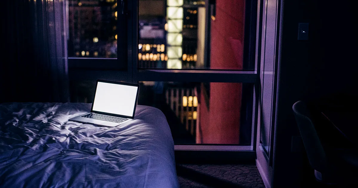 Si de la lumière pénètre dans votre chambre pendant votre sommeil, cette étude pourrait vous inquiéter.