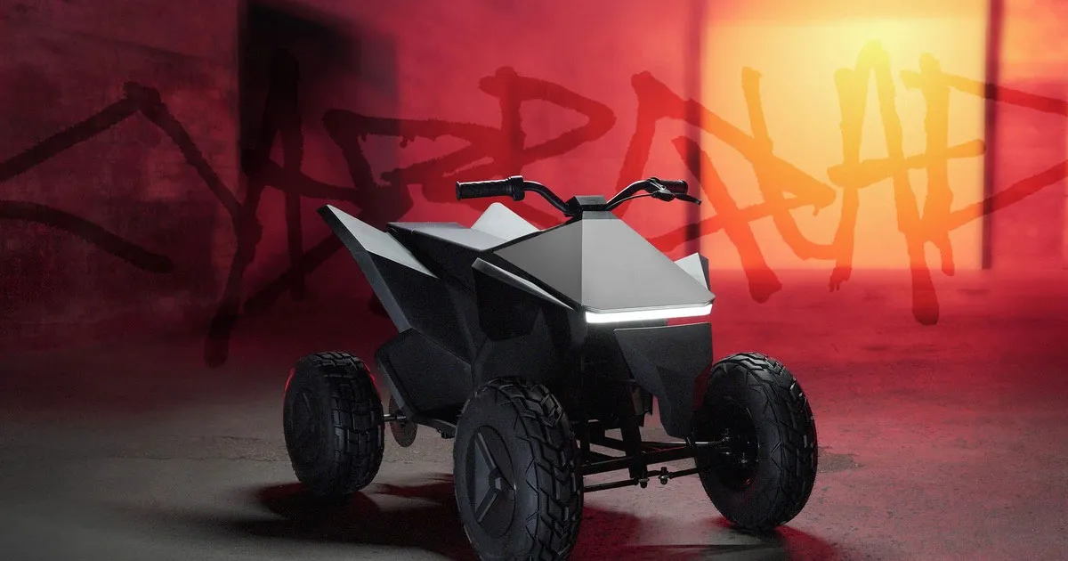 Tesla Dévoile Enfin Son ATV Cybertruck… Mais Étrangement, Il Est Taille Enfant.