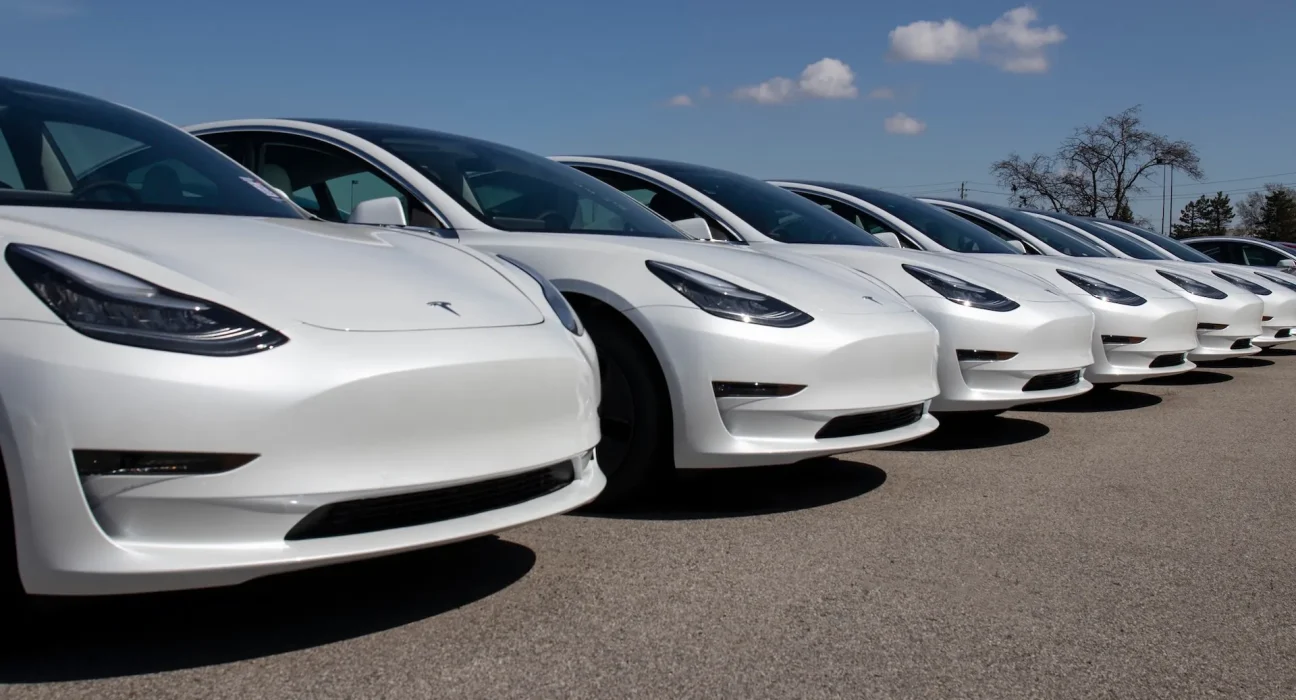 Un ancien ingénieur de Tesla présente une technologie domestique futuriste promettant de révolutionner le marché américain : 'Aucune concession à faire'.