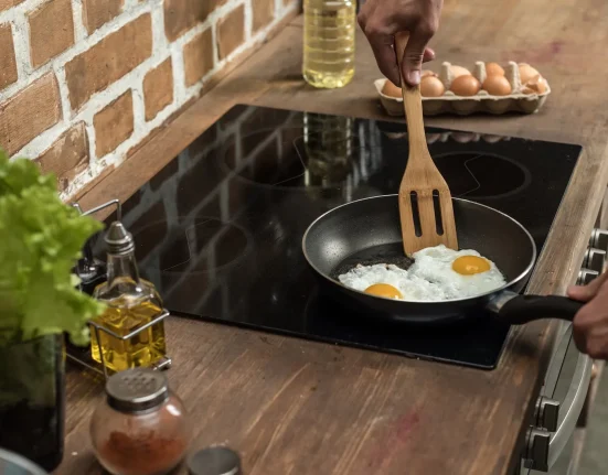 Un bricoleur dévoile ses impressions sur le cuiseur haut de gamme qui envahit les cuisines américaines : 'La vérité insoupçonnée'