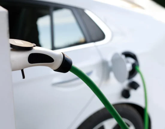 « Une avancée majeure pourrait transformer l’avenir des voitures électriques : 'Cette étude est cruciale' »