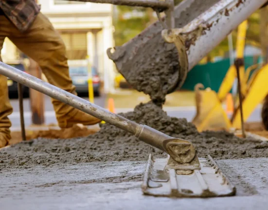 Une découverte inattendue des chercheurs pourrait transformer l'industrie de la construction : 'Vers une réutilisation innovante'