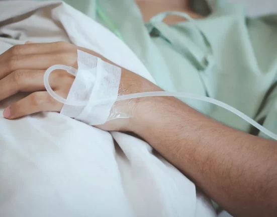 Alerte urgente : des millions menacés par la résurgence d'infections et de parasites "bibliques" - Les maladies négligées en première ligne.