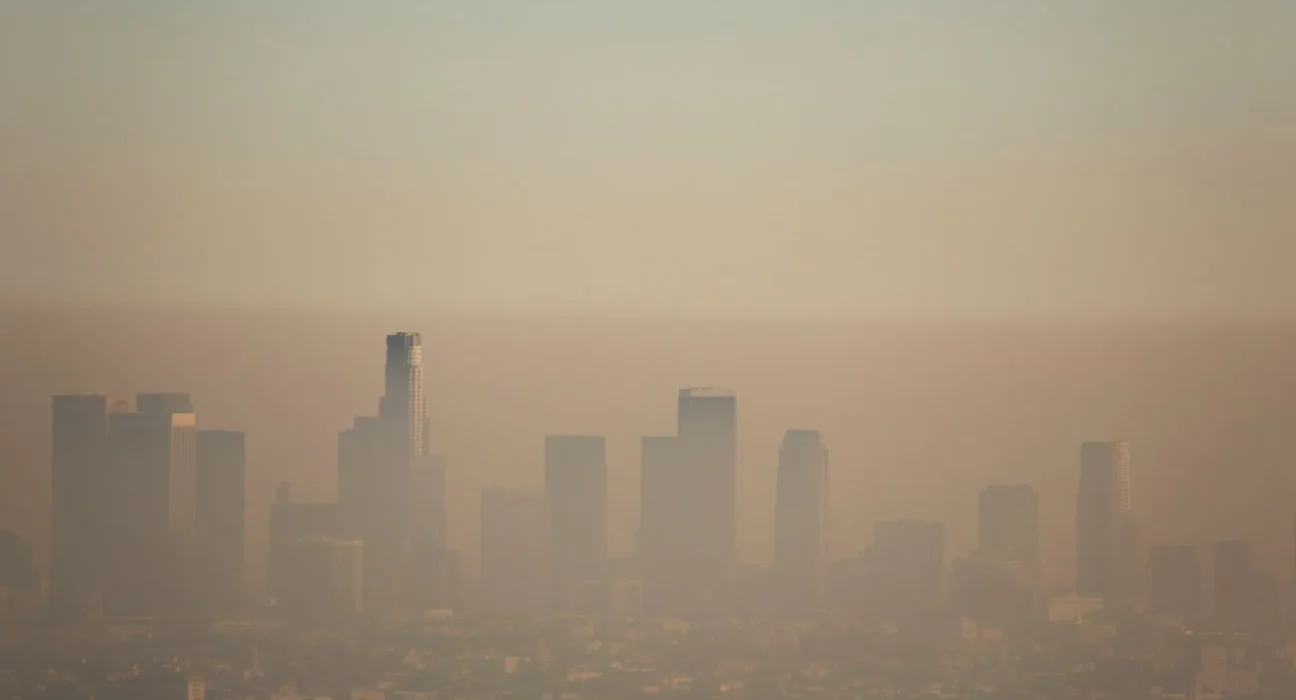 Découverte inattendue : des scientifiques mettent en lumière un danger potentiel dans notre air