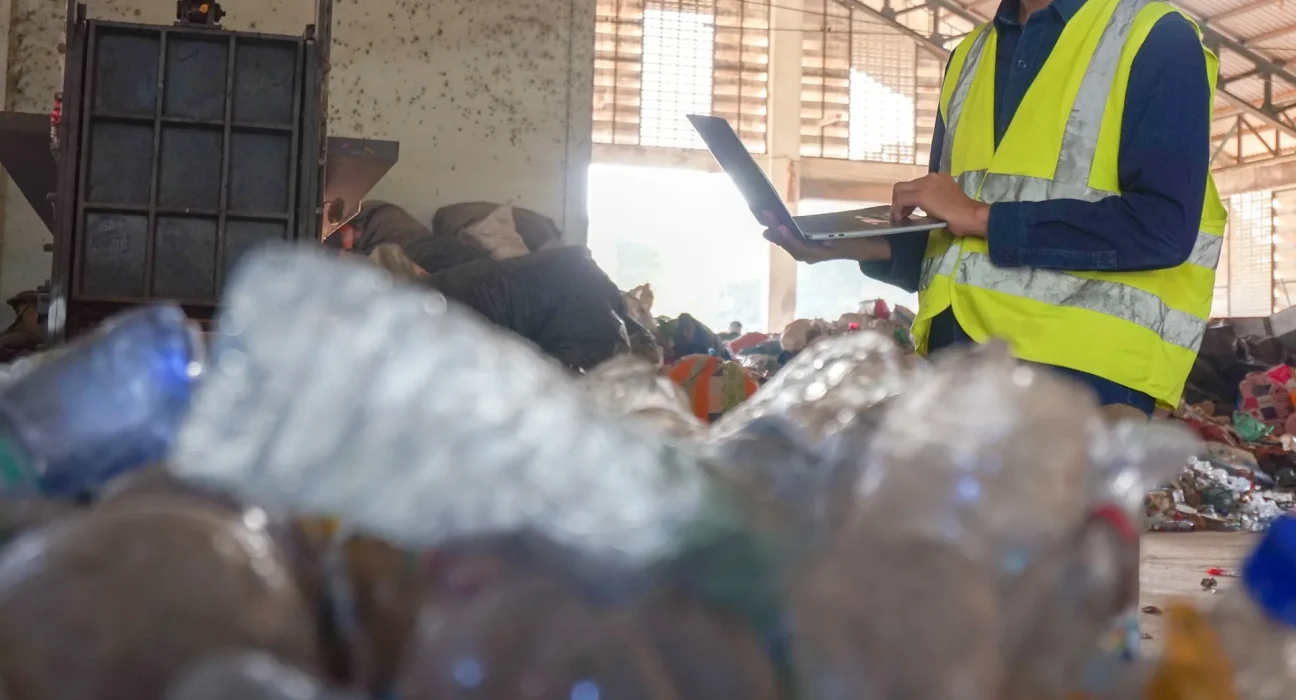Des chercheurs conçoivent une solution "améliorée par l'IA" pour un problème majeur des déchets courants : "Une voie prometteuse".