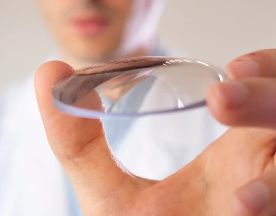 Des chercheurs dévoilent un matériau 'impossible' défiant les lois de la physique : Une énigme étudiée depuis des décennies.