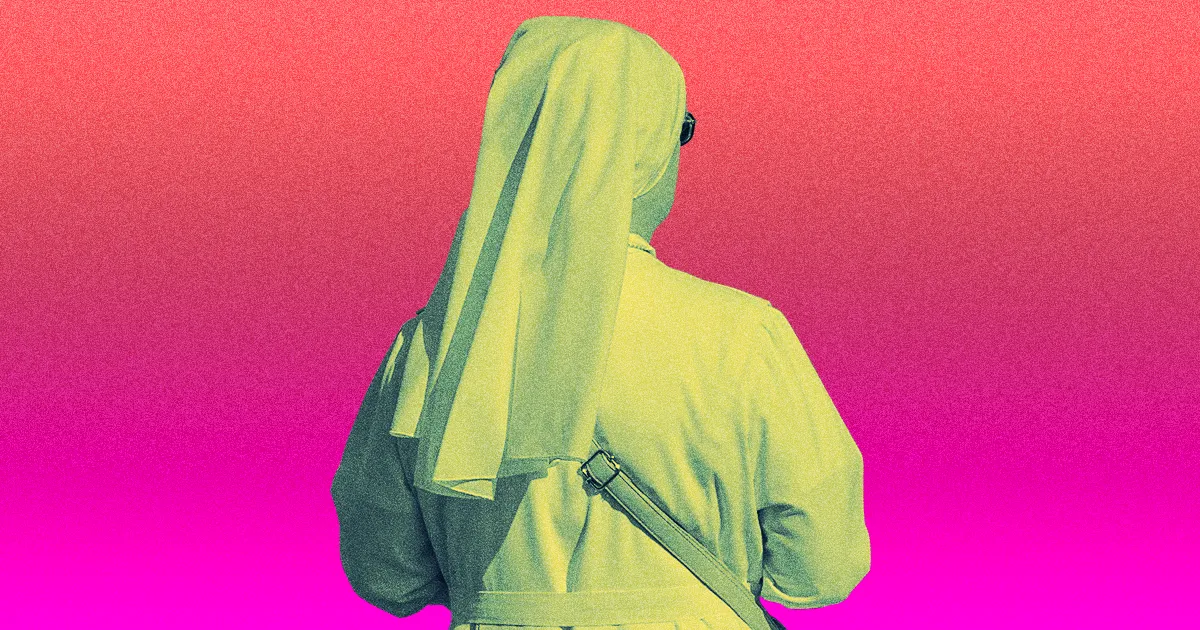 Deuxième Personne la Plus Âgée au Monde Franchit le COVID et Fête avec du Champagne