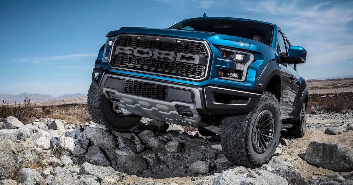 Ford dévoile un F-150 entièrement électrique : une révolution dans le secteur des pick-ups.